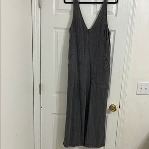 Gray V-Neck Wide-Leg Jumpsuit